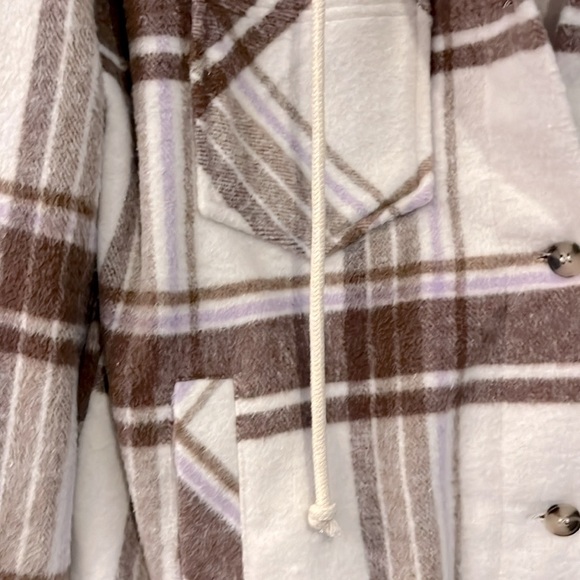 Altar’d State Hooded Shacket - Picture 4 of 5